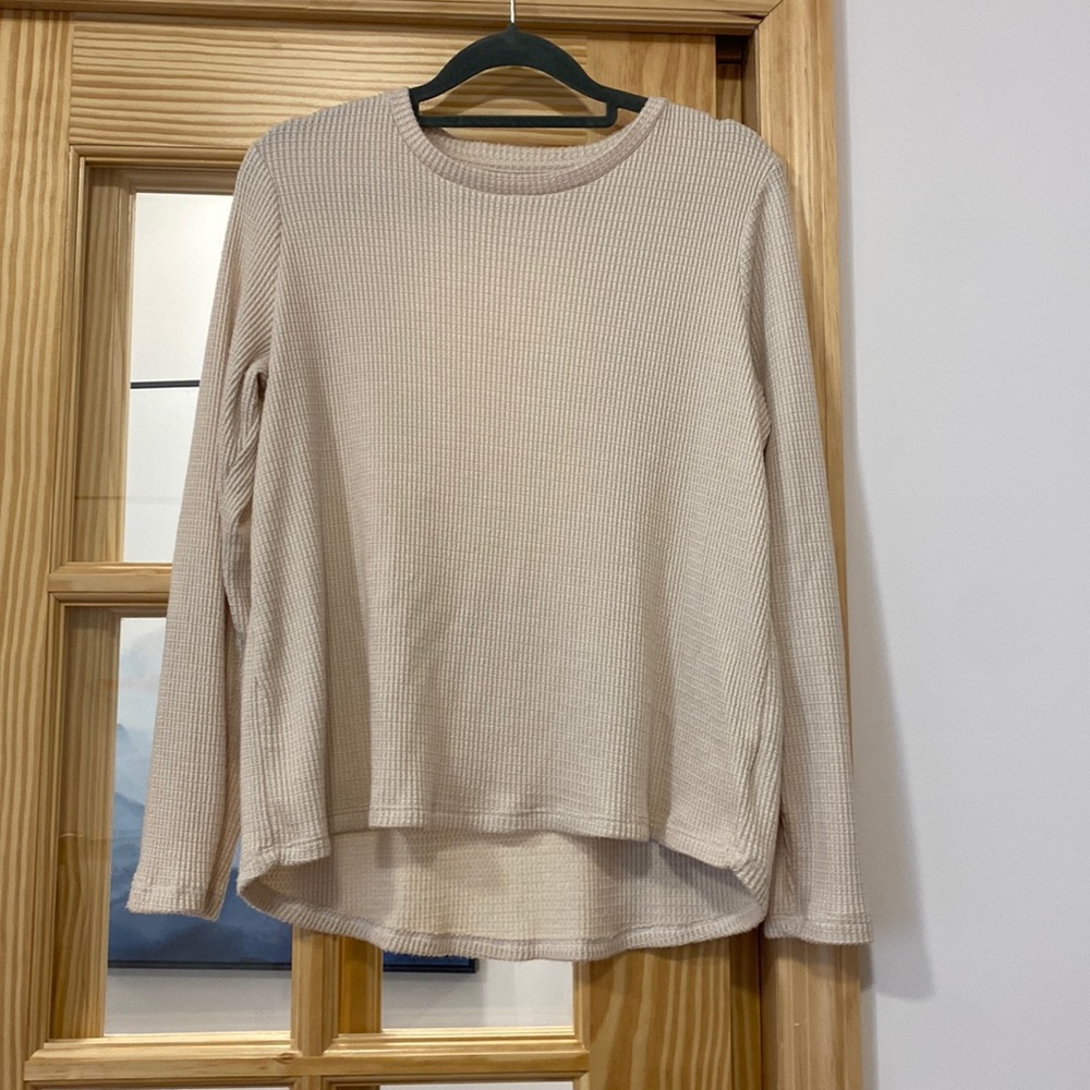 American Eagle Long Sleeve Shirt